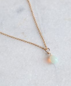 Gouden kettinghanger opaal